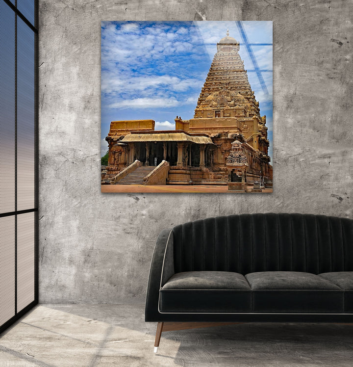 This vibrant art piece brings the magnificent Brihadeeswarar Temple to life in your living room or office.