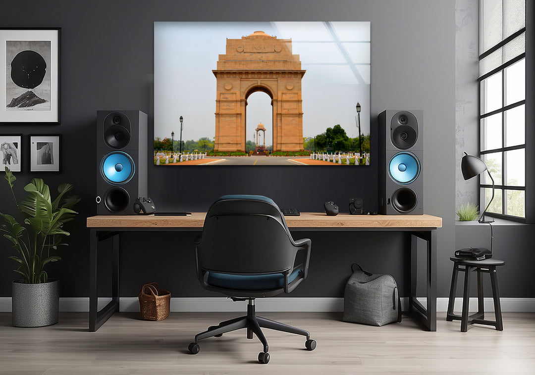 India Gate: An Architectural Marvel Captured on Glass Wall Art
