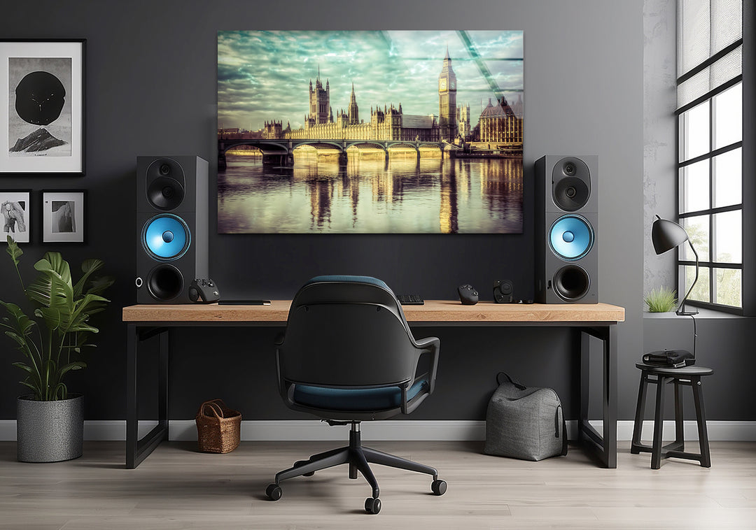 Houses of Parliament Glass Wall Art - London’s Iconic Landmark Reflection