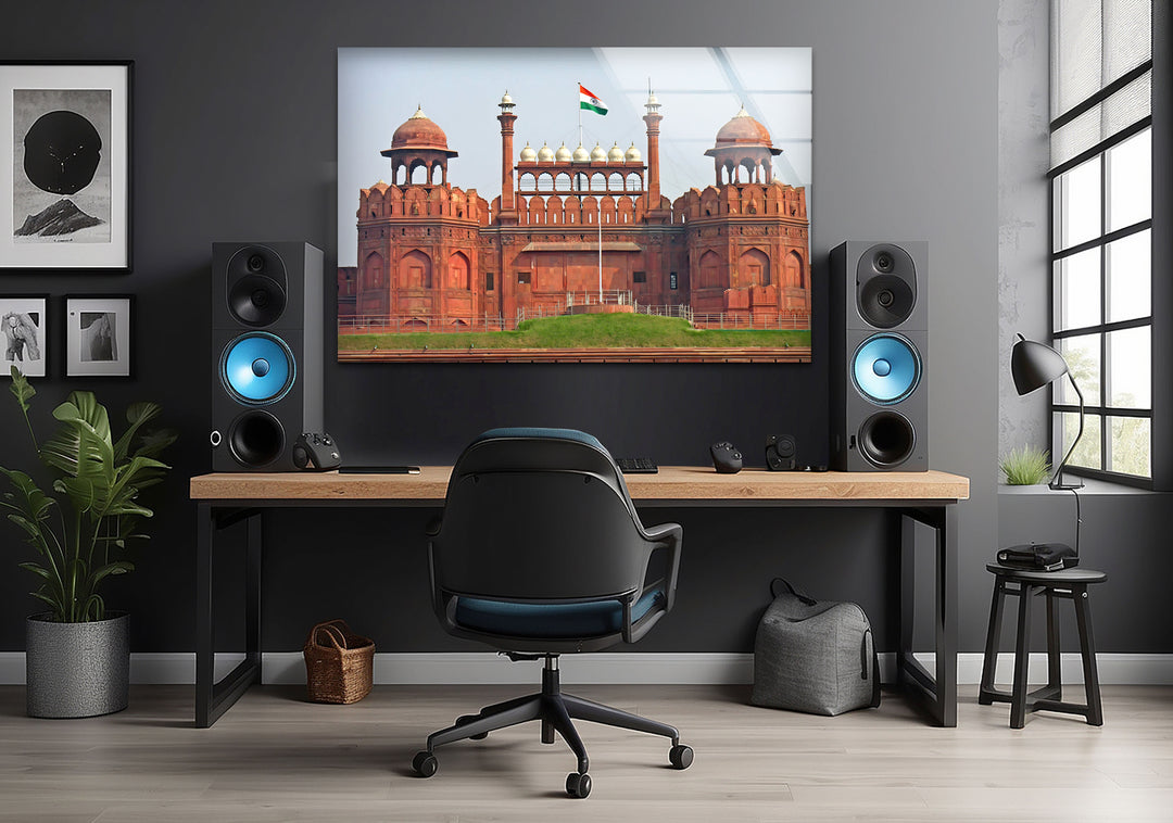 Red Fort Glass Wall Art – Majestic View of Delhi’s Iconic Landmark