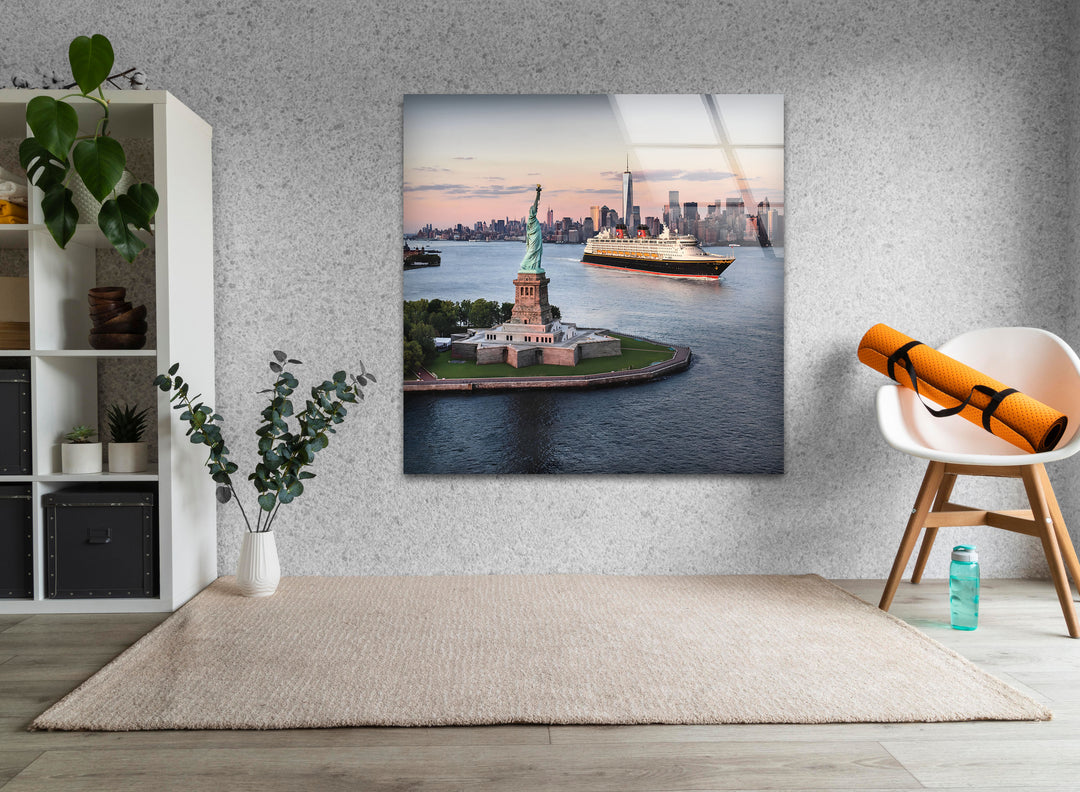 Statue of Liberty: Dynamic New York City Skyline on Glass Wall Art
