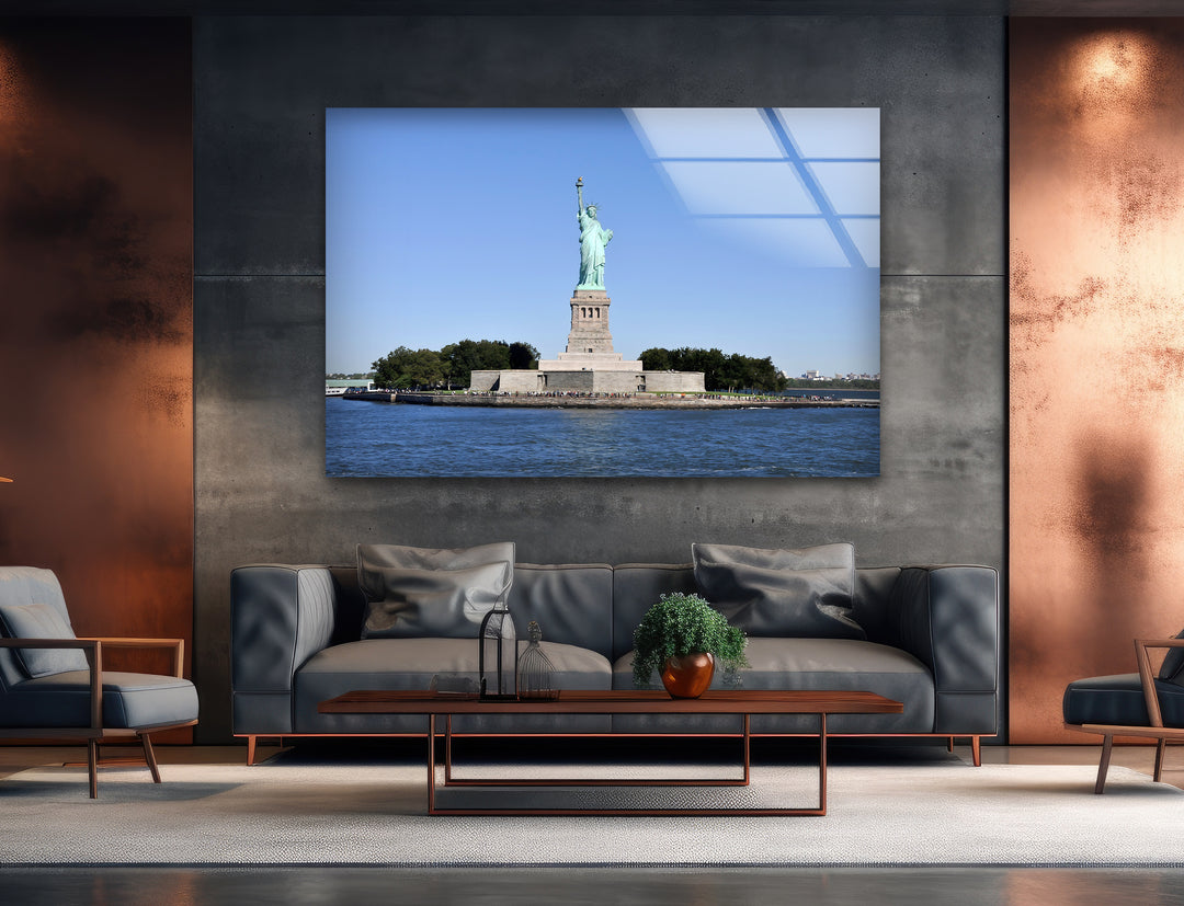 Statue of Liberty Glass Wall Art – Iconic New York Landmark in Bright Daylight