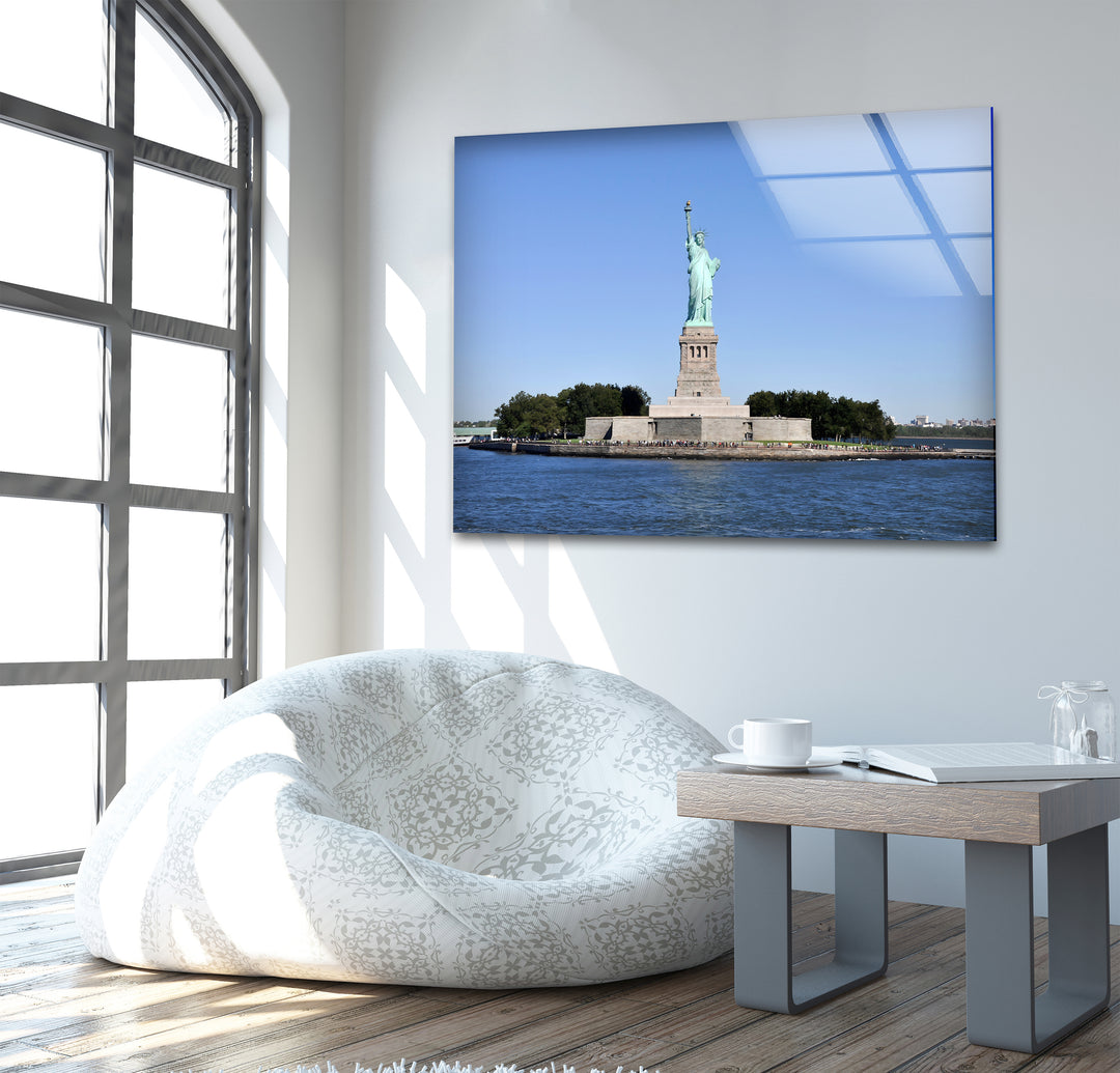 Statue of Liberty Glass Wall Art – Iconic New York Landmark in Bright Daylight