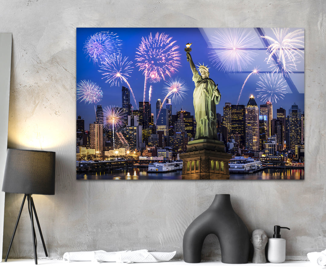 Statue of Liberty Glass Wall Art – Iconic New York Landmark with Fireworks Display