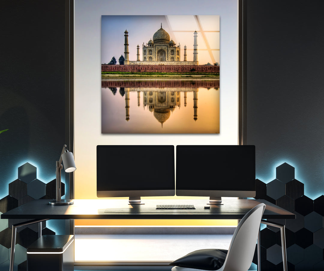 Taj Mahal Glass Wall Art – Majestic Reflection of India’s Iconic Landmark