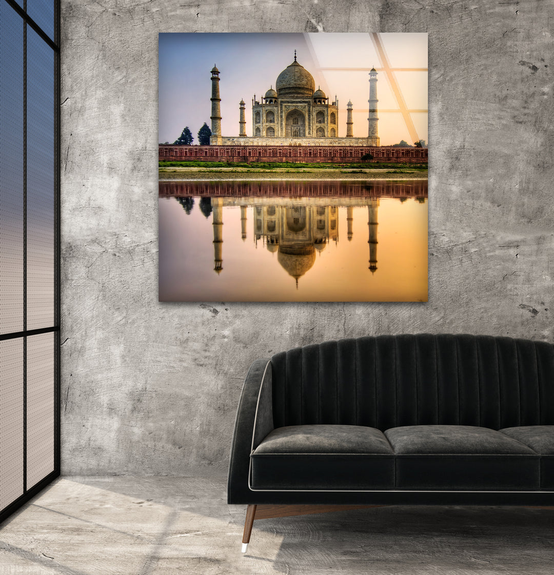 Taj Mahal Glass Wall Art – Majestic Reflection of India’s Iconic Landmark