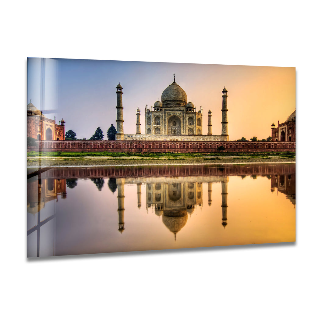 Taj Mahal Glass Wall Art – Majestic Reflection of India’s Iconic Landmark