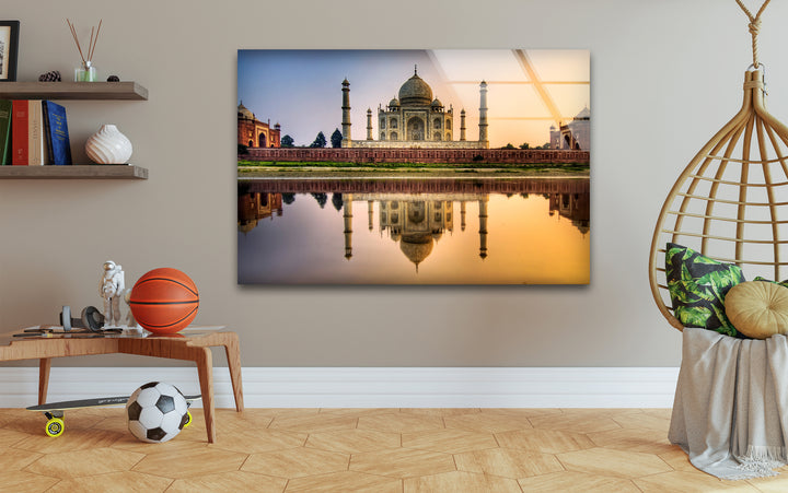 Taj Mahal Glass Wall Art – Majestic Reflection of India’s Iconic Landmark