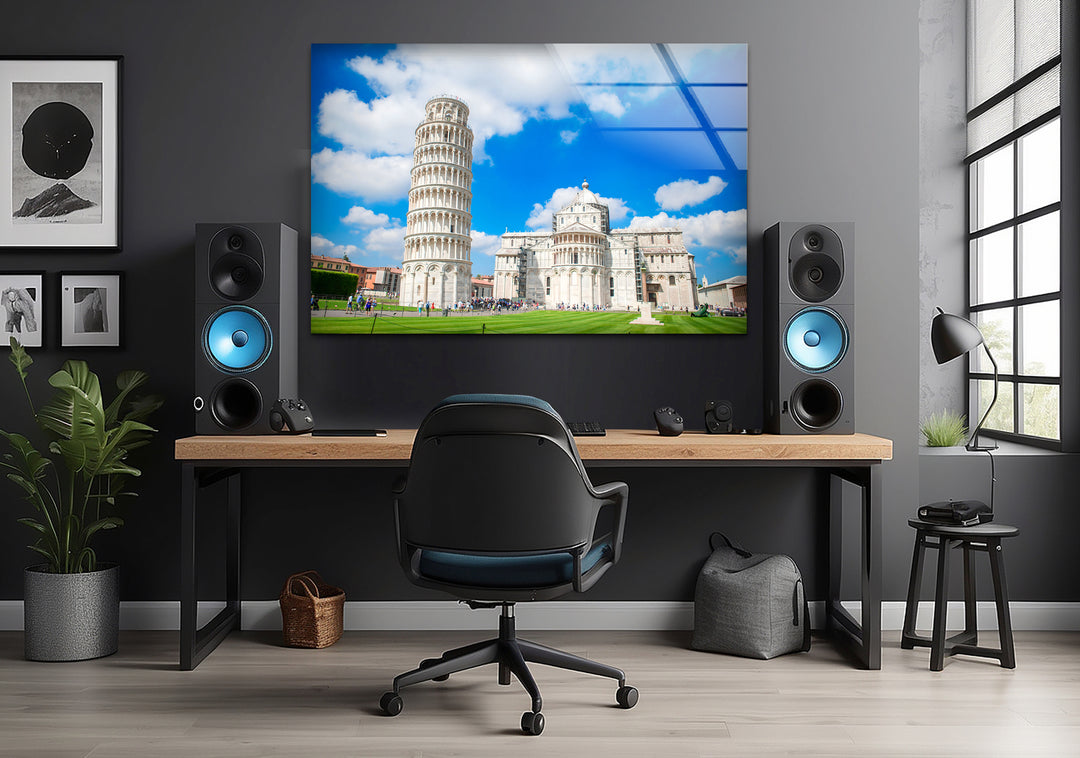 Leaning Tower of Pisa Glass Wall Art – Iconic Italian Landmark with Beautiful Architecture