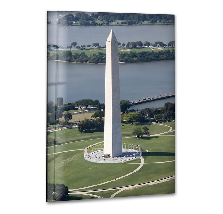 Washington Monument Glass Wall Art – Majestic View of Iconic DC Landmark