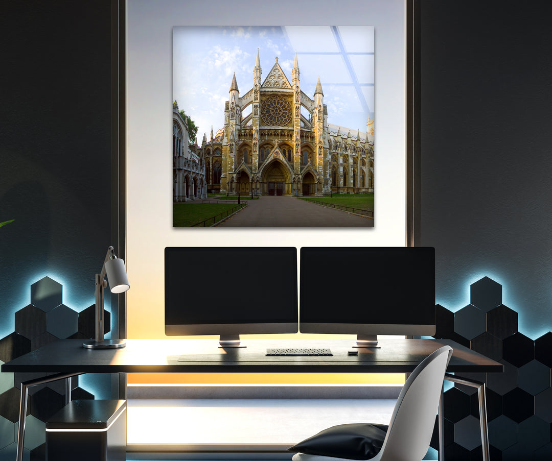 Westminster Abbey Glass Wall Art – Majestic View of London’s Iconic Landmark