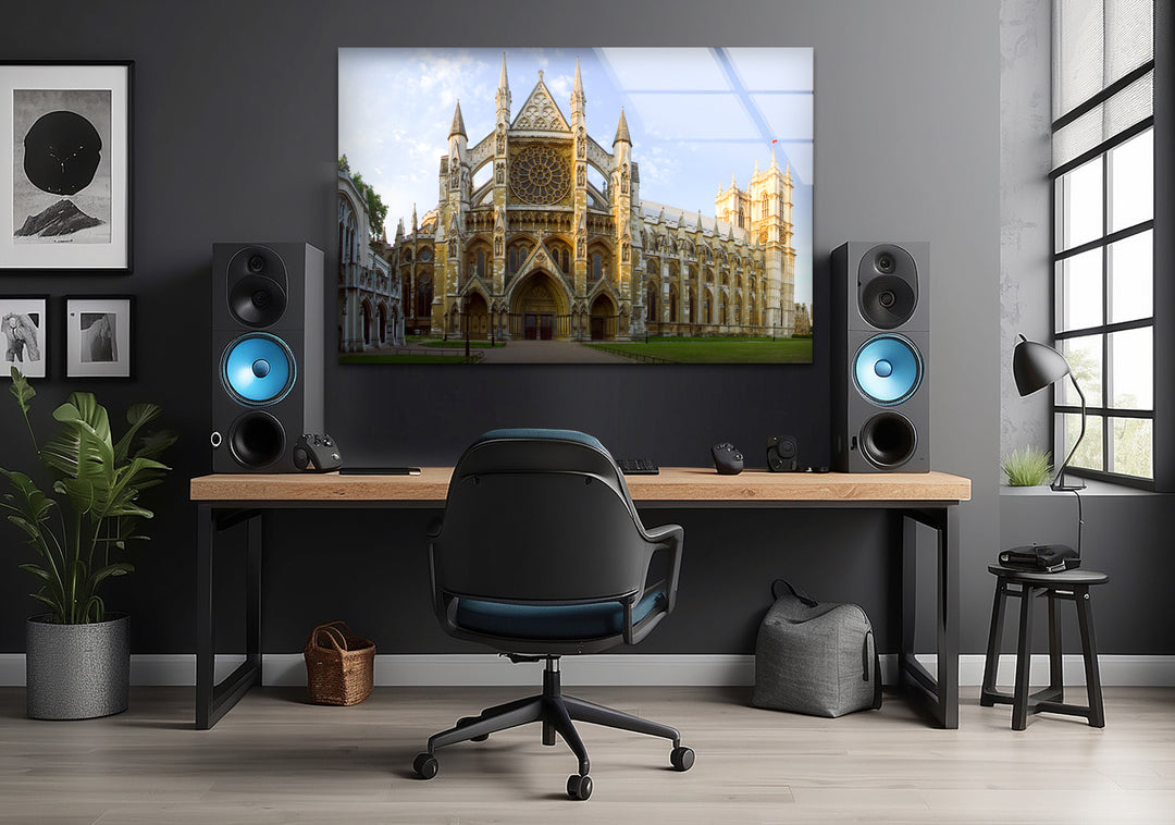 Westminster Abbey Glass Wall Art – Majestic View of London’s Iconic Landmark