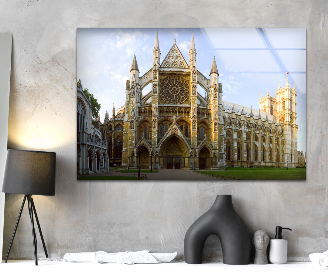 Westminster Abbey Glass Wall Art – Majestic View of London’s Iconic Landmark