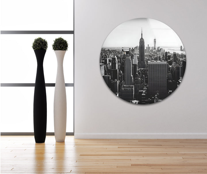 Modern black and white paintings of the Empire State Building perfect for adding New York's iconic charm to your decor
