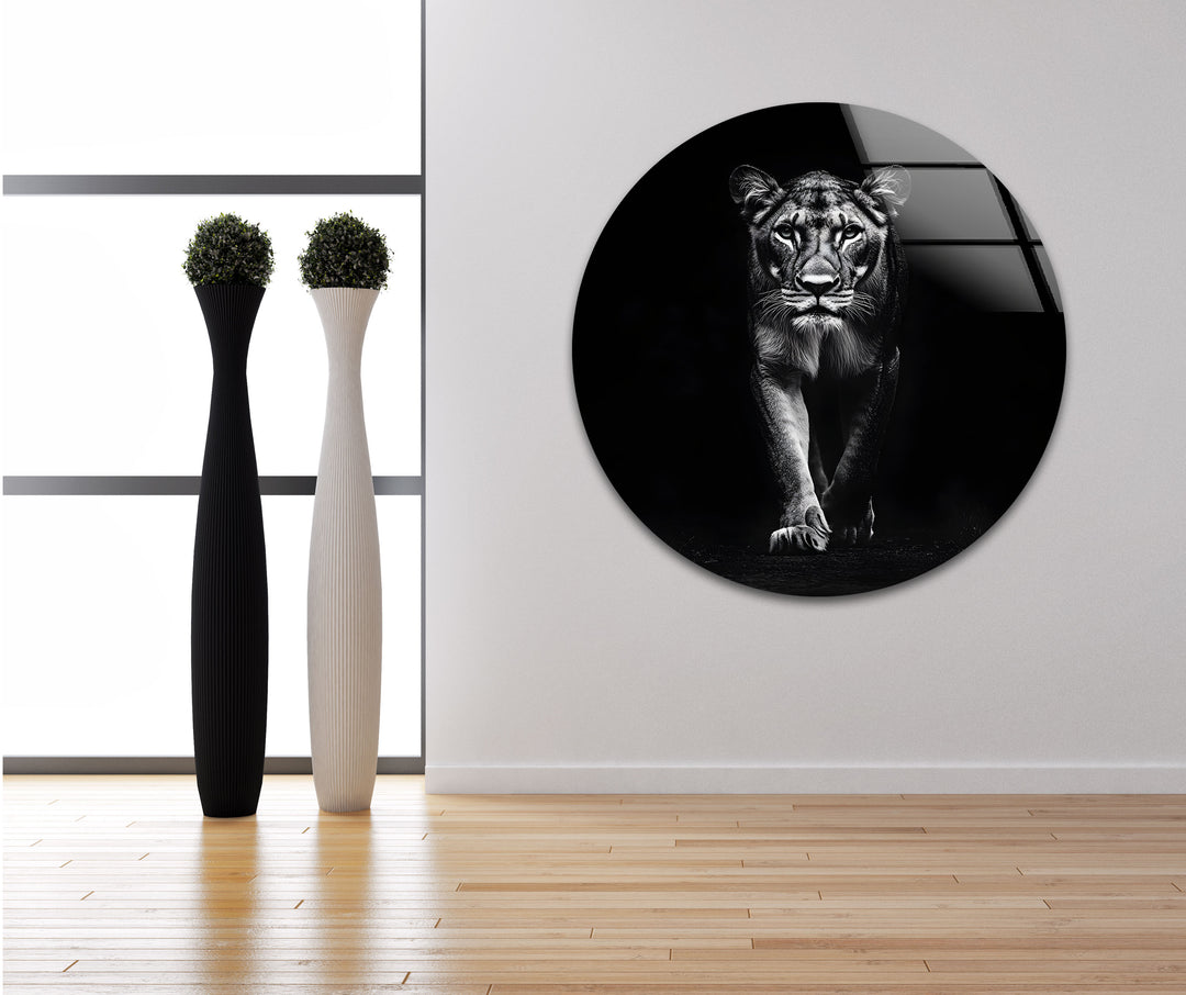 Lion’s Pride: Striking Black and White Glass Wall Art
