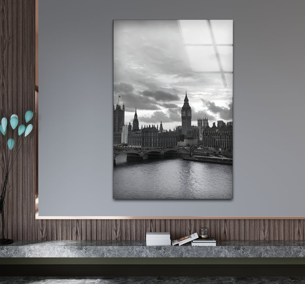 Stylish black and white artwork showcasing a detailed view of London’s skyline in timeless monochrome.