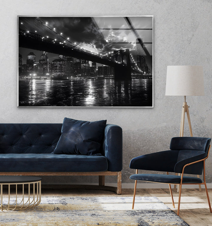 High-definition black and white glass wall art highlighting the grandeur of New York’s skyline.
