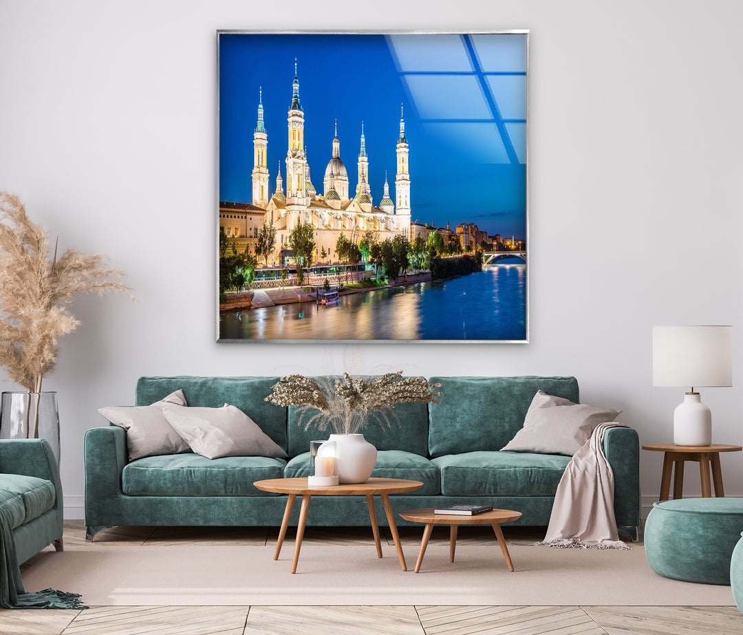 Basilica del Pilar Glass Wall Art – Stunning Night View of Zaragoza’s Iconic Landmark