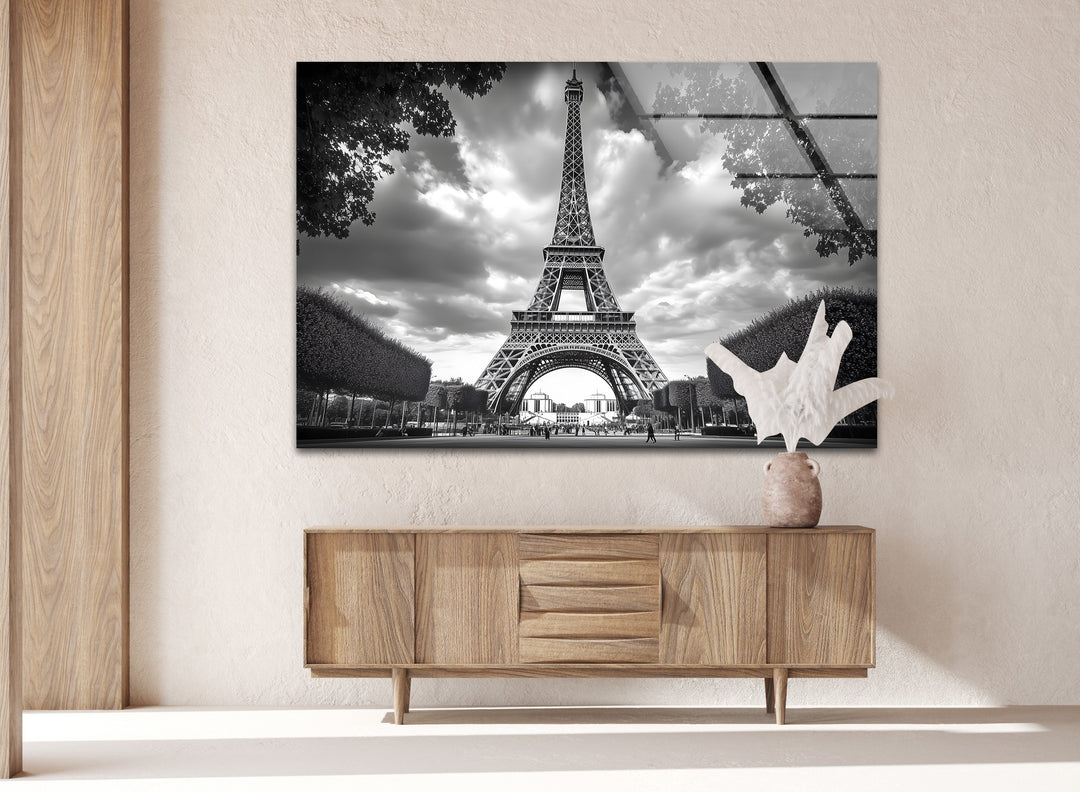 A stunning Parisian landmark captured in a bold black and white design, adding elegance to any space.