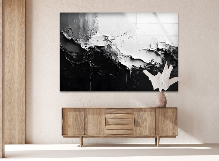 Abstract Black and White: A striking abstract design, perfect for minimalist home decor.
