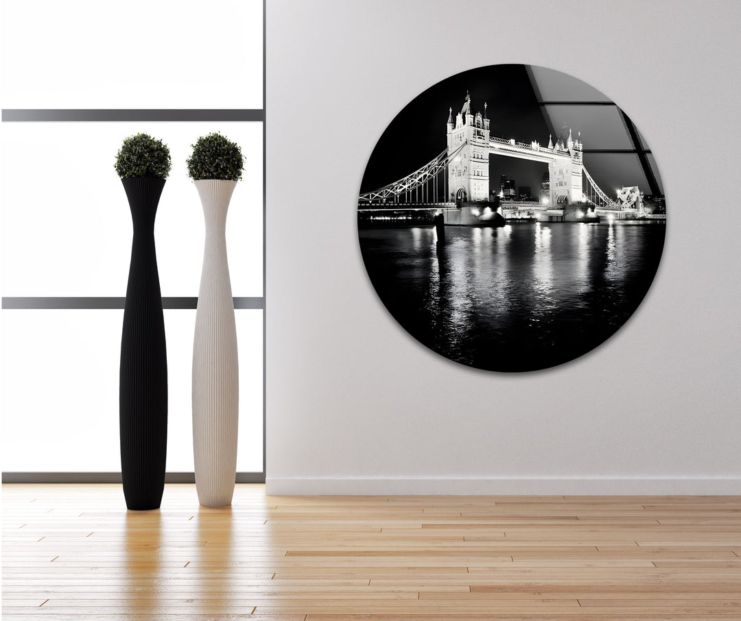 Tower Bridge at Night: A stunning black-and-white view of Tower Bridge, perfect for modern and elegant interiors.
