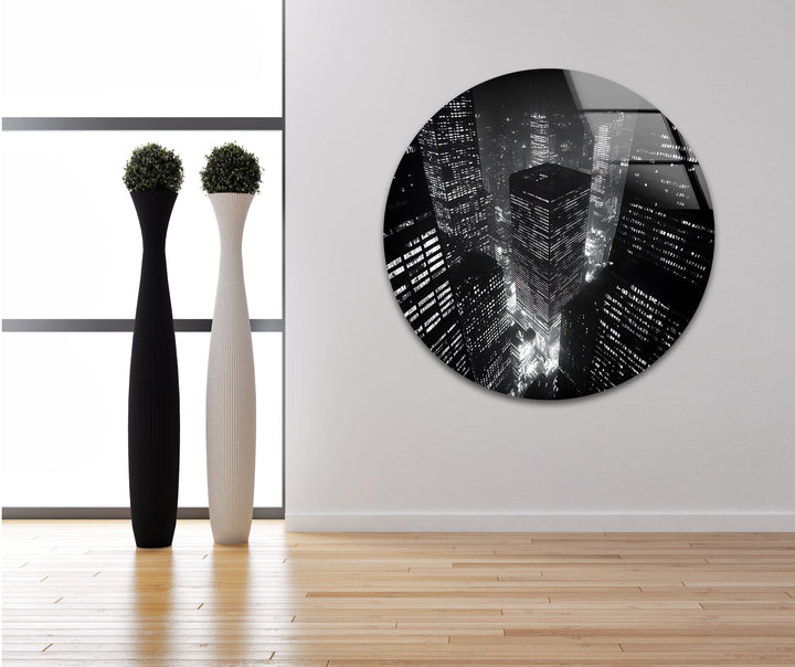 Urban Vibe: A Stunning Black and White Cityscape in Glass Wall Art
