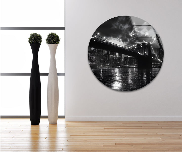 Urban elegance meets modern design in this stunning Brooklyn Bridge-inspired black and white glass wall art.
