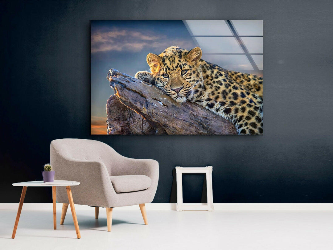 Majestic Amur Leopard Glass Wall Art glass art painting, glass art for the Wall